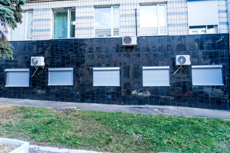 захисні-ролети-для-лікарні-охматдит